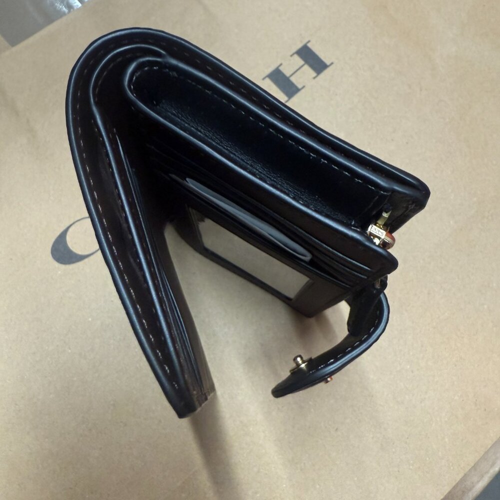 COACH Medium Corner Zip Wallet With Floral Print CCR20 - Picture 6 of 6